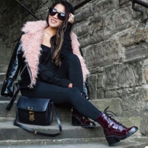 💥STUNNING!💥Pink Faux Mongolian Fur Collar & Lining Glossy Leather Moto Jacket - Picture 2 of 16